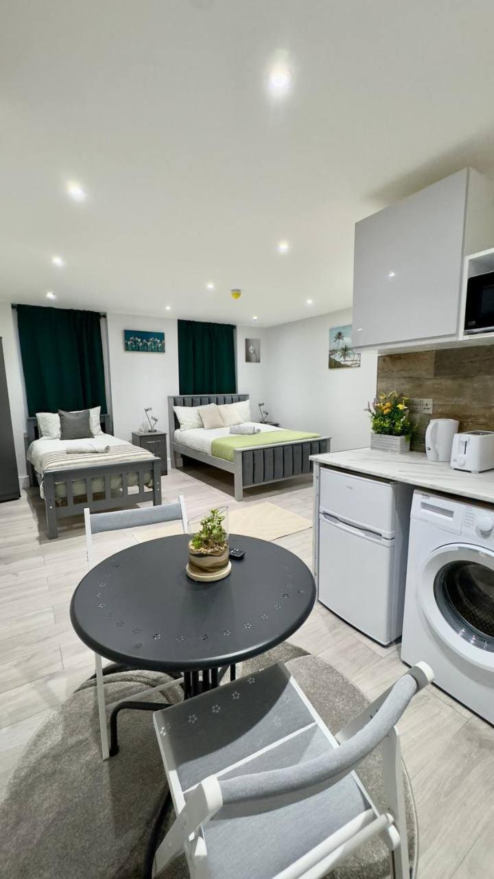 Appartamento Guest&Rest Elite 2 Londra Esterno foto