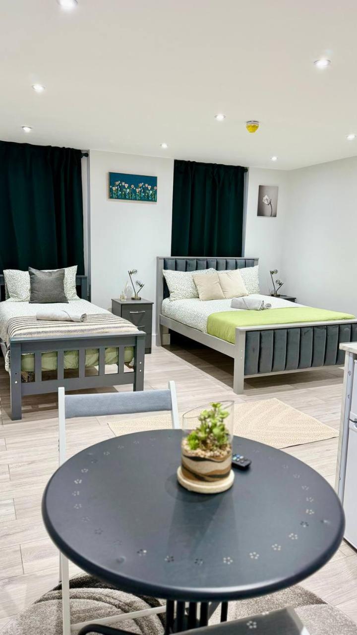 Appartamento Guest&Rest Elite 2 Londra Esterno foto