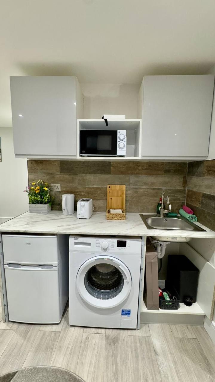 Appartamento Guest&Rest Elite 2 Londra Esterno foto