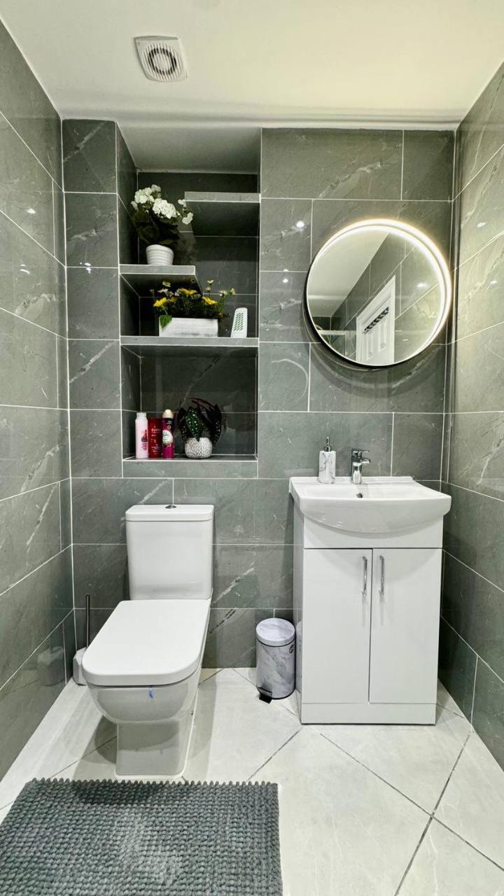 Appartamento Guest&Rest Elite 2 Londra Esterno foto